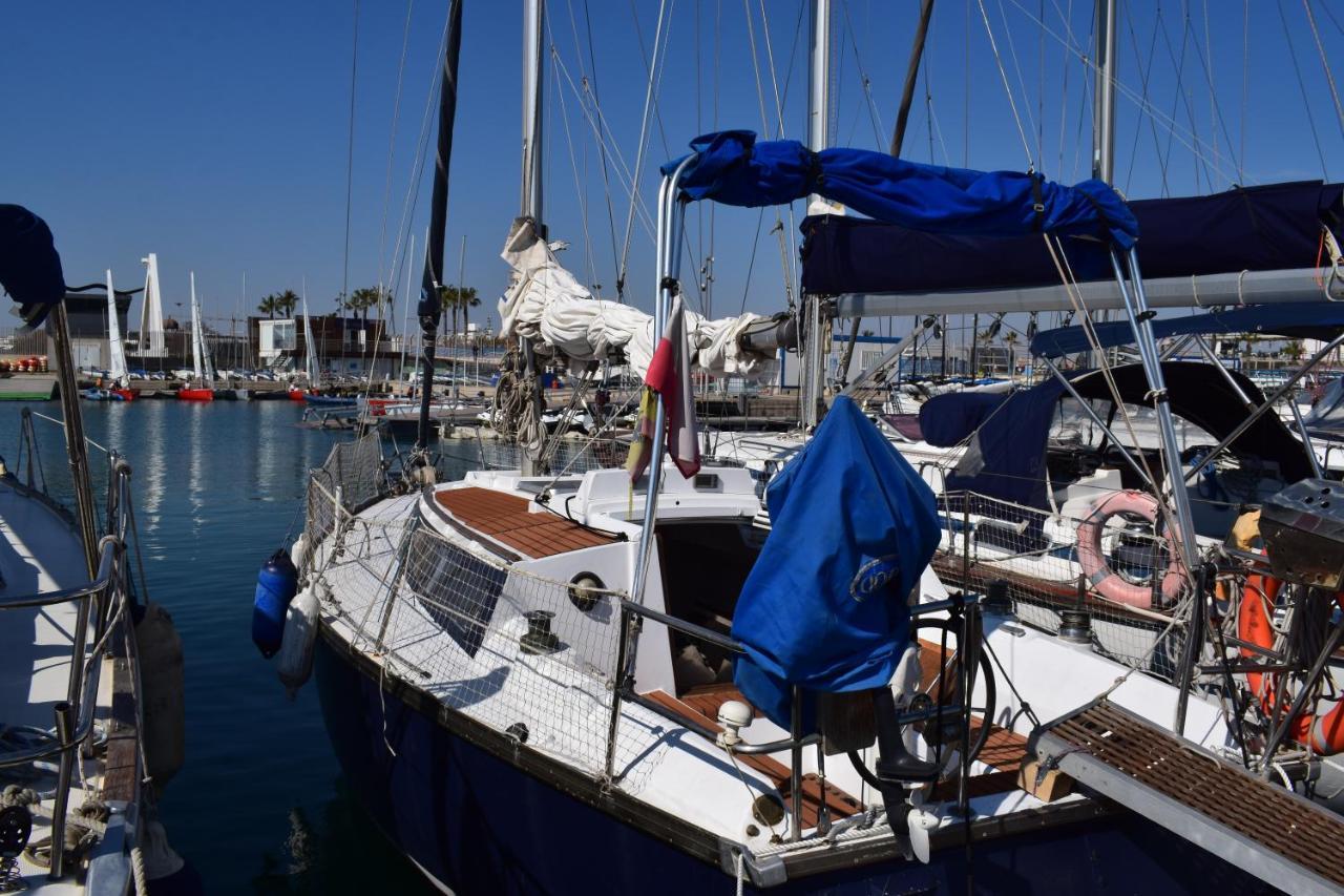 Velero En Puerto De Valencia - E&M Boats酒店 外观 照片